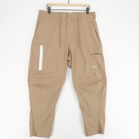 Nike Sportswear Cargo Pants Mens 34 Tan Utility Stretch Zip Pocket Lightweight - Picture 1 of 10